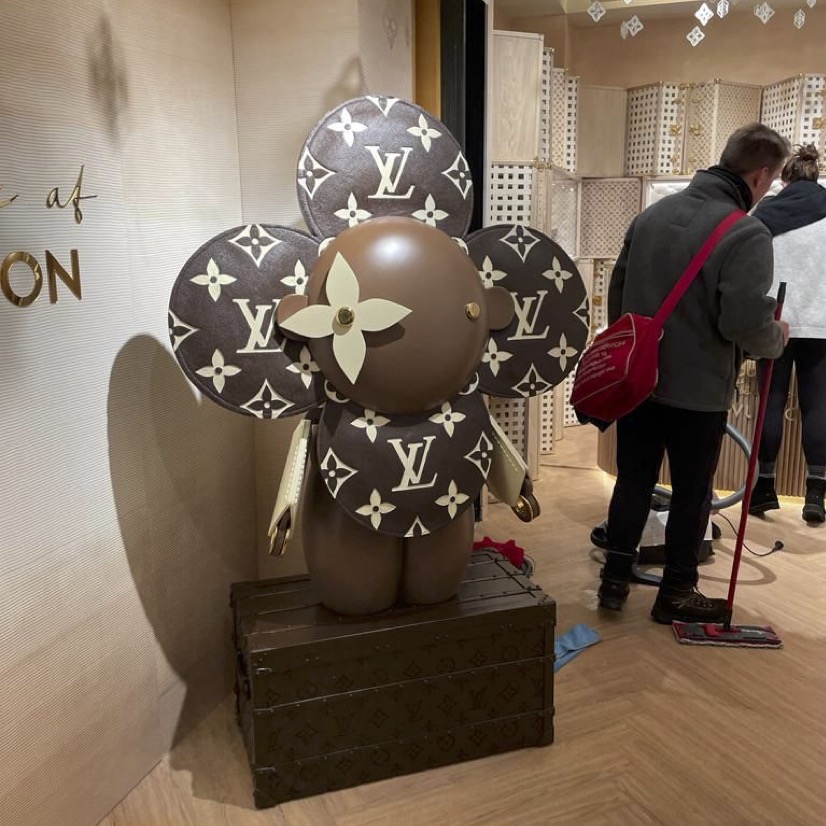 lv